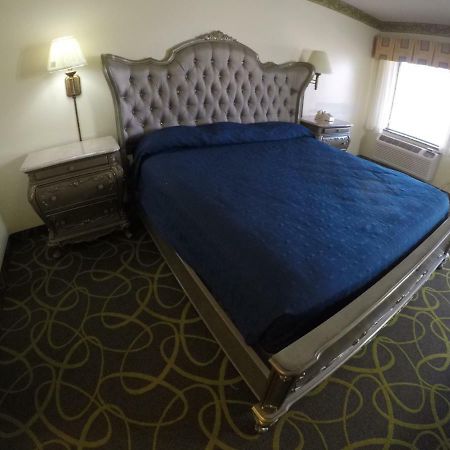 Luxe Romantic Suites Dolton Esterno foto