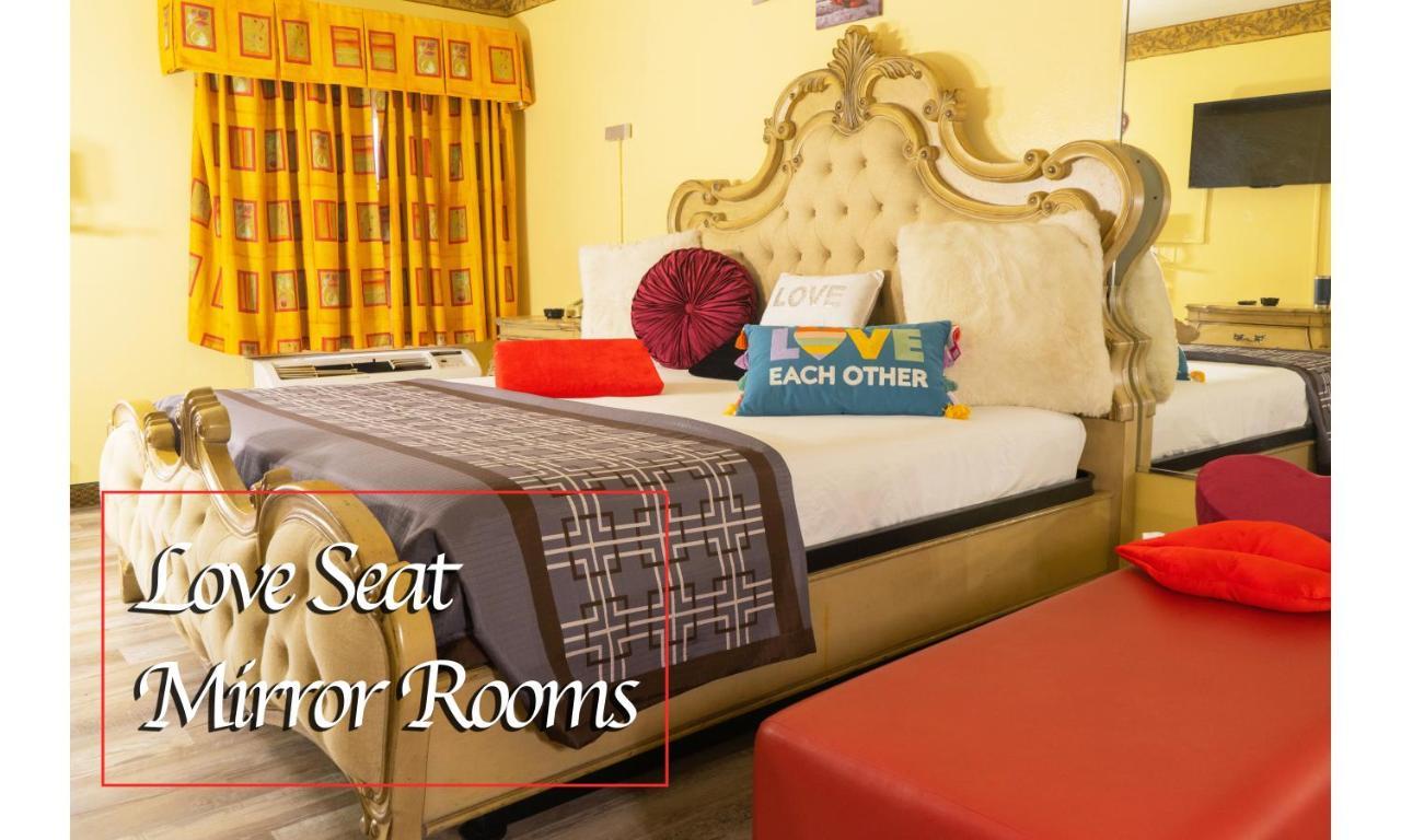 Luxe Romantic Suites Dolton Esterno foto