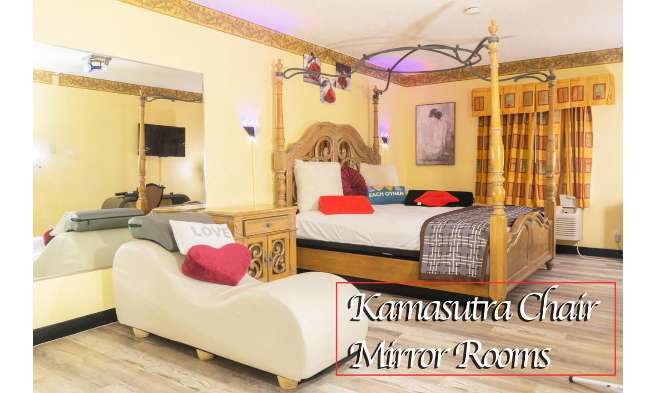 Luxe Romantic Suites Dolton Esterno foto