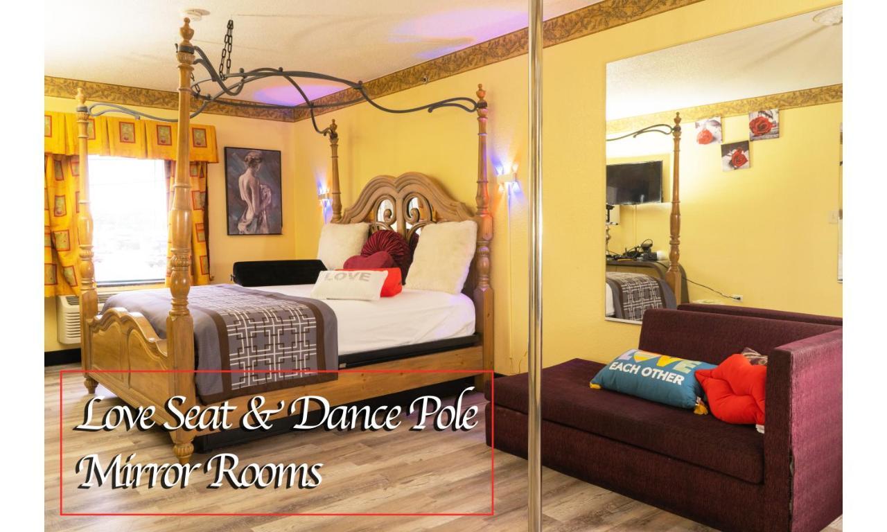 Luxe Romantic Suites Dolton Esterno foto