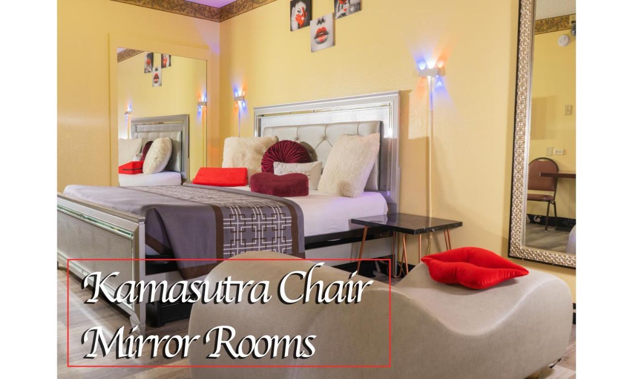 Luxe Romantic Suites Dolton Esterno foto